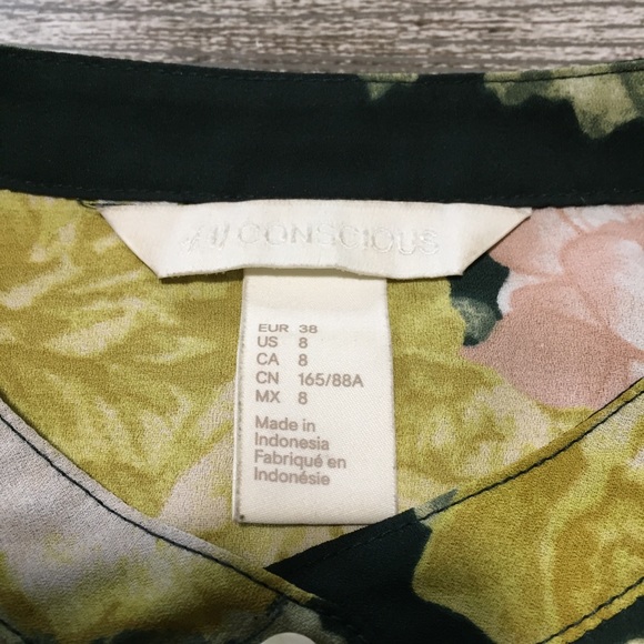 H&M Conscious Floral Blouse Women’s 8 Green Semi Sheer Long Line Button Front. - Picture 11 of 12